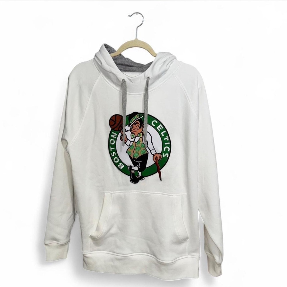Antigua Men’s White Boston Celtics Victory Pullover Hoodie Size Medium